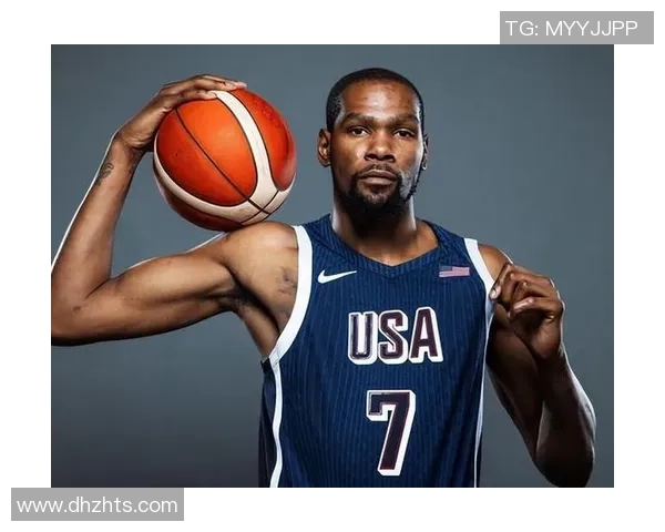 我最喜欢的足球球星是他，因为他无与伦比的技术和场上领导力让我深受启发